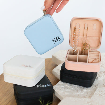 How to Choose the Perfect Jewelry Box: Storage, Travel & Gift Guide