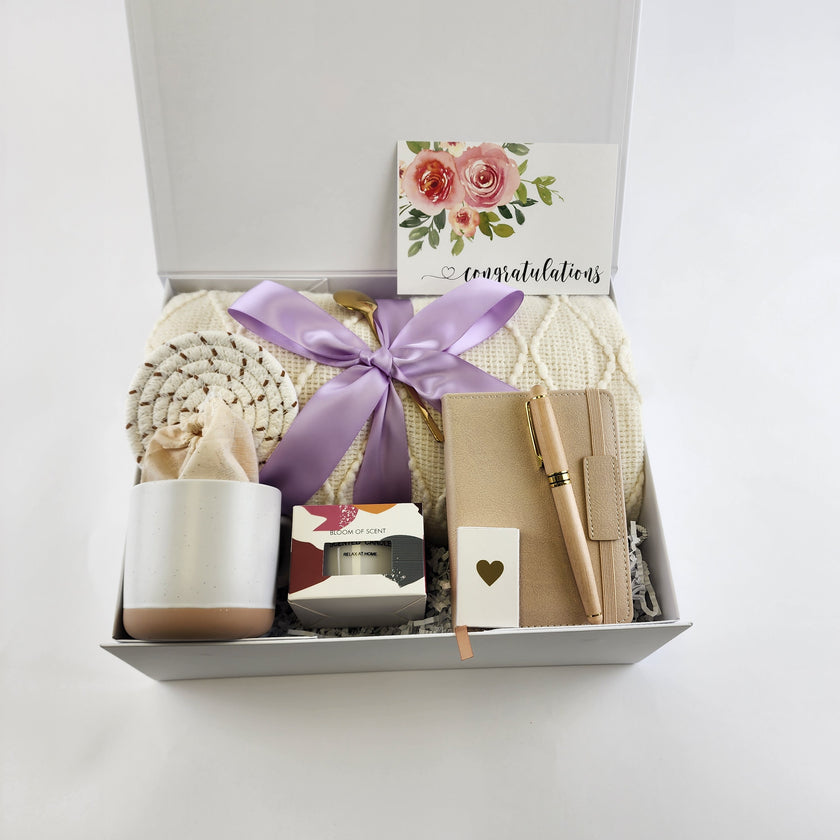 Comfort & Creativity Gift Set – 9-Piece Bundle with Optional Cozy Blanket