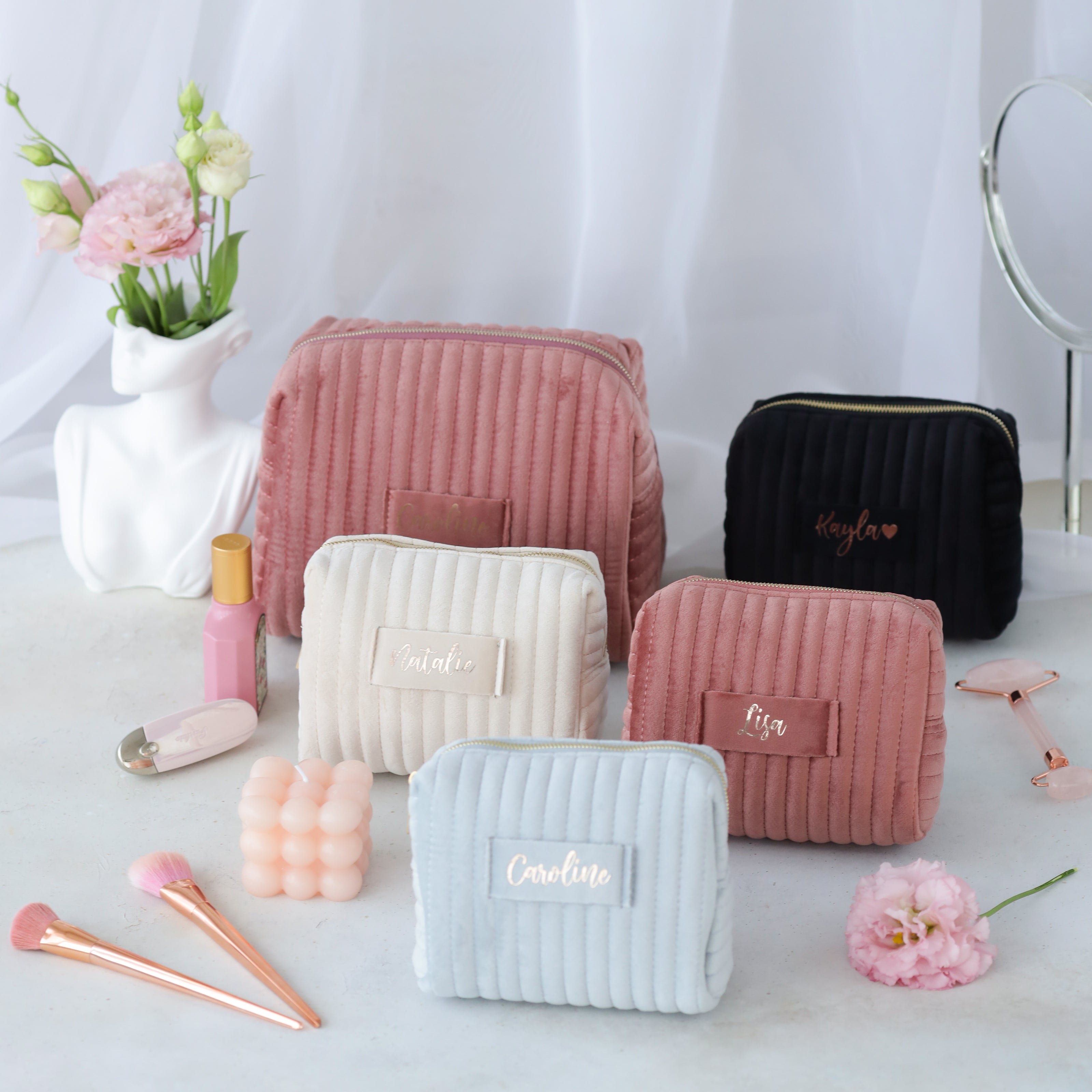 Small velvet makeup bag set personalized cosmetic pouches