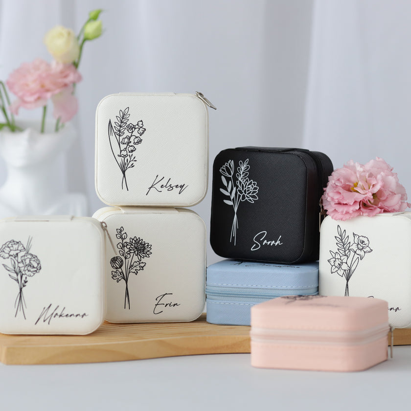Jewelry case set with birth flower engraving gift idea