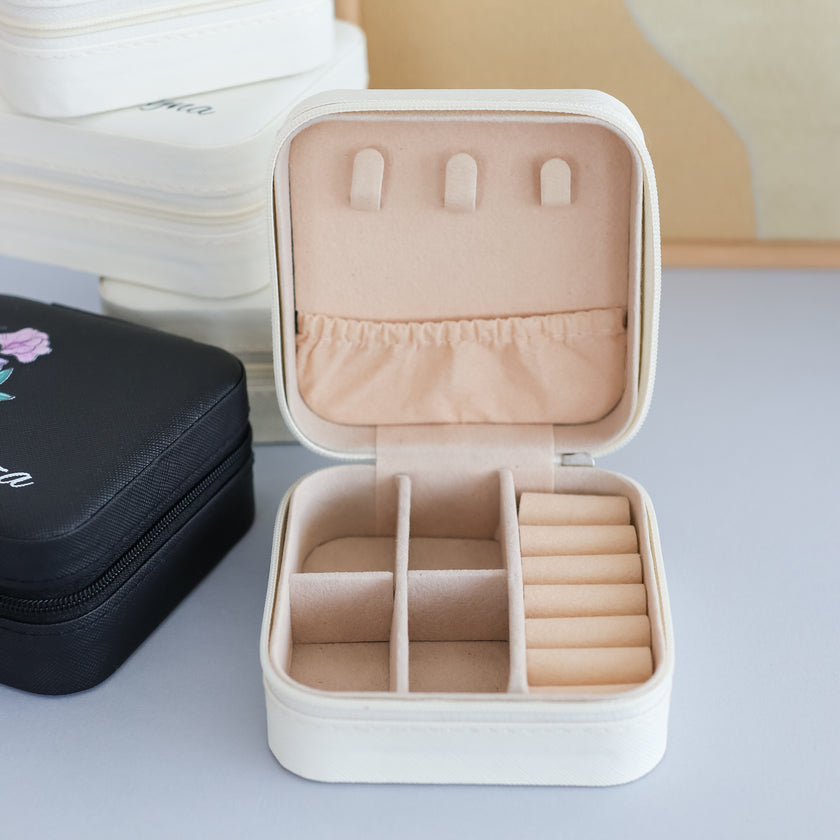 Personalized Travel Jewelry Box with Birth Flower Design – Custom Jewelry Organizer Case